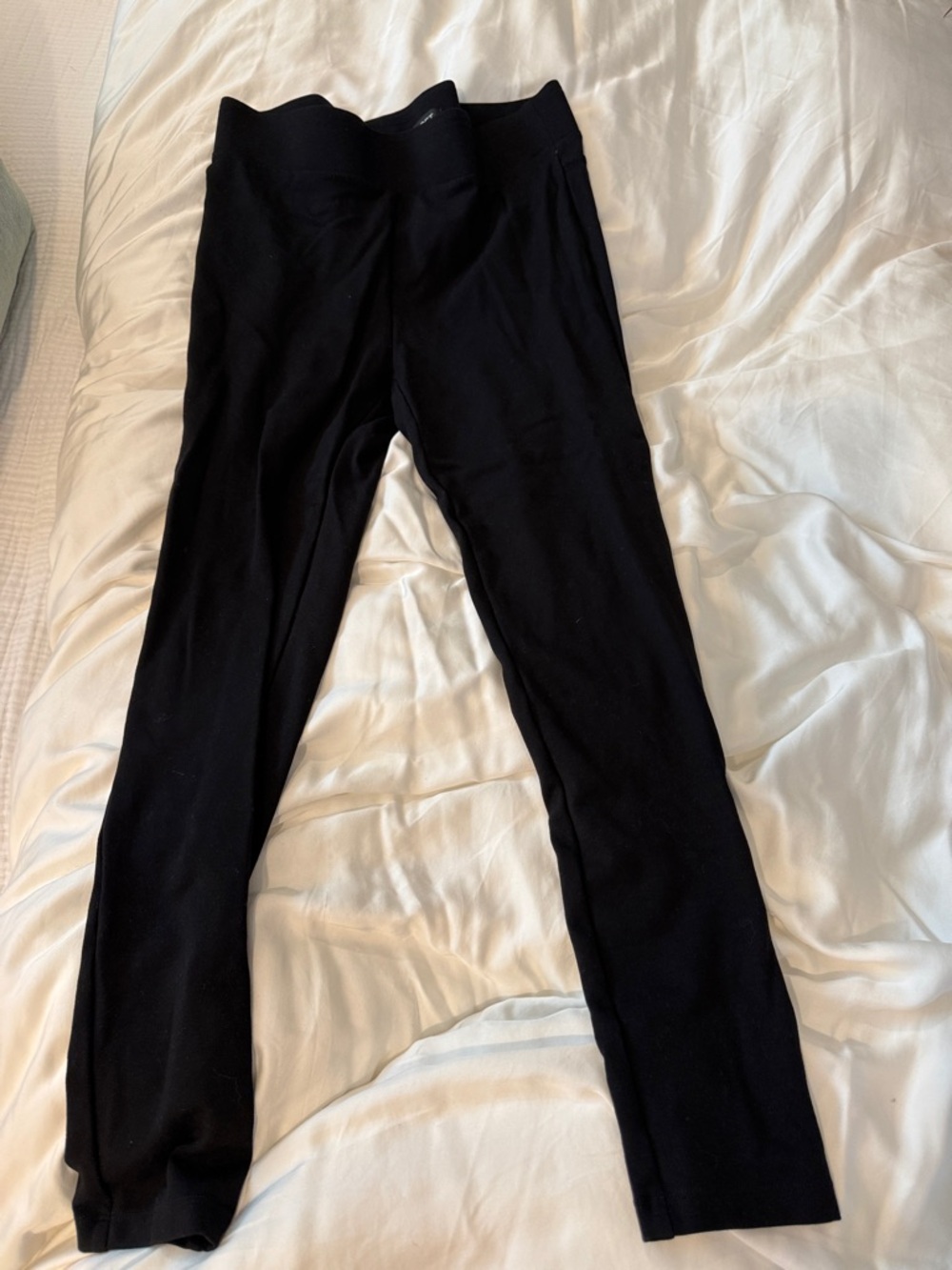 LOFT Black women”s Leggings - Sleek Stretch Bottoms